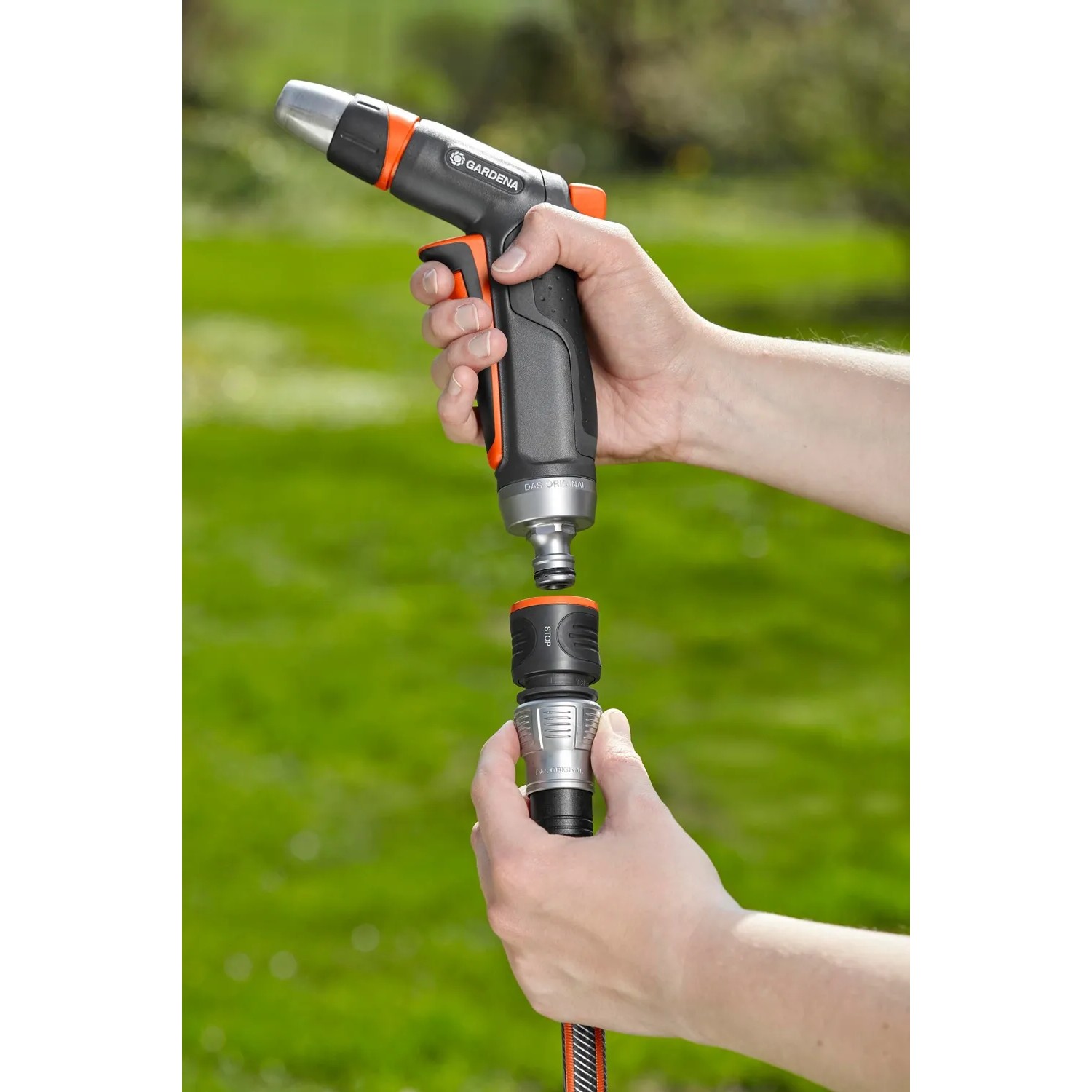 Gardena Premium Reinigungs-Set: Spritze, Wasserstop, Schlauch- und Hahnverbinder, Adapter. Für Gartenbewässerung.
