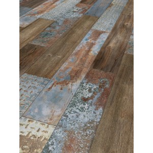 Wasserfestes Parador Laminat Classic 1050 in Rotterdam Optik, Landhausdielen mit Holz- und Metalleffekt.