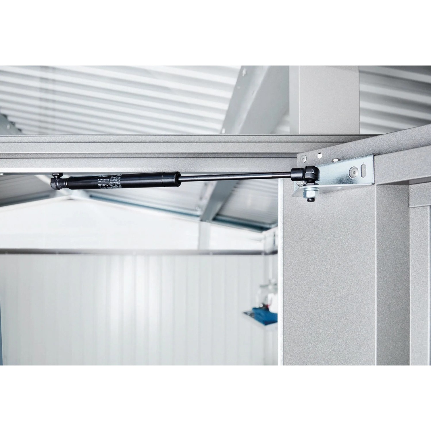 Biohort Gasdruckfeder-Set zur Nachrüstung für Gerätehäuser, Detailansicht.