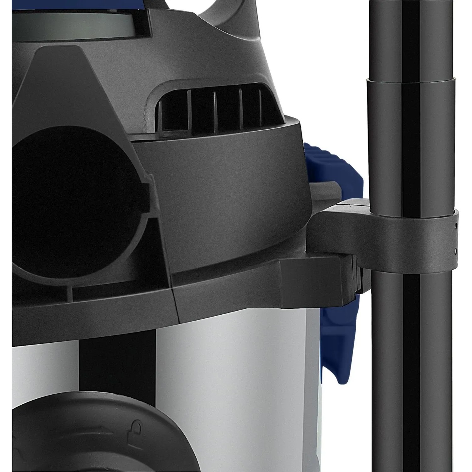 Detailaufnahme Atrox Nass- und Trockensauger: Saugrohrhalterung am Behälter.