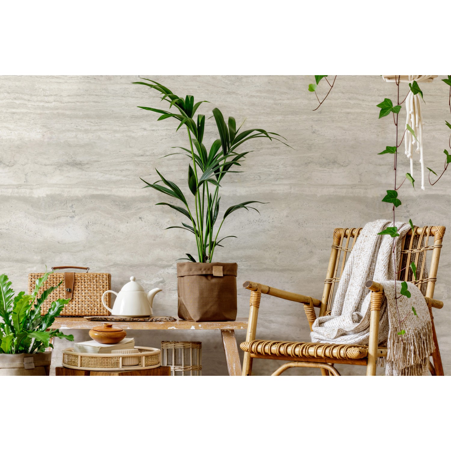 Wandpaneel Element 3D Optik Romano Bianco Brillant von Grosfillex im Wohnraum.