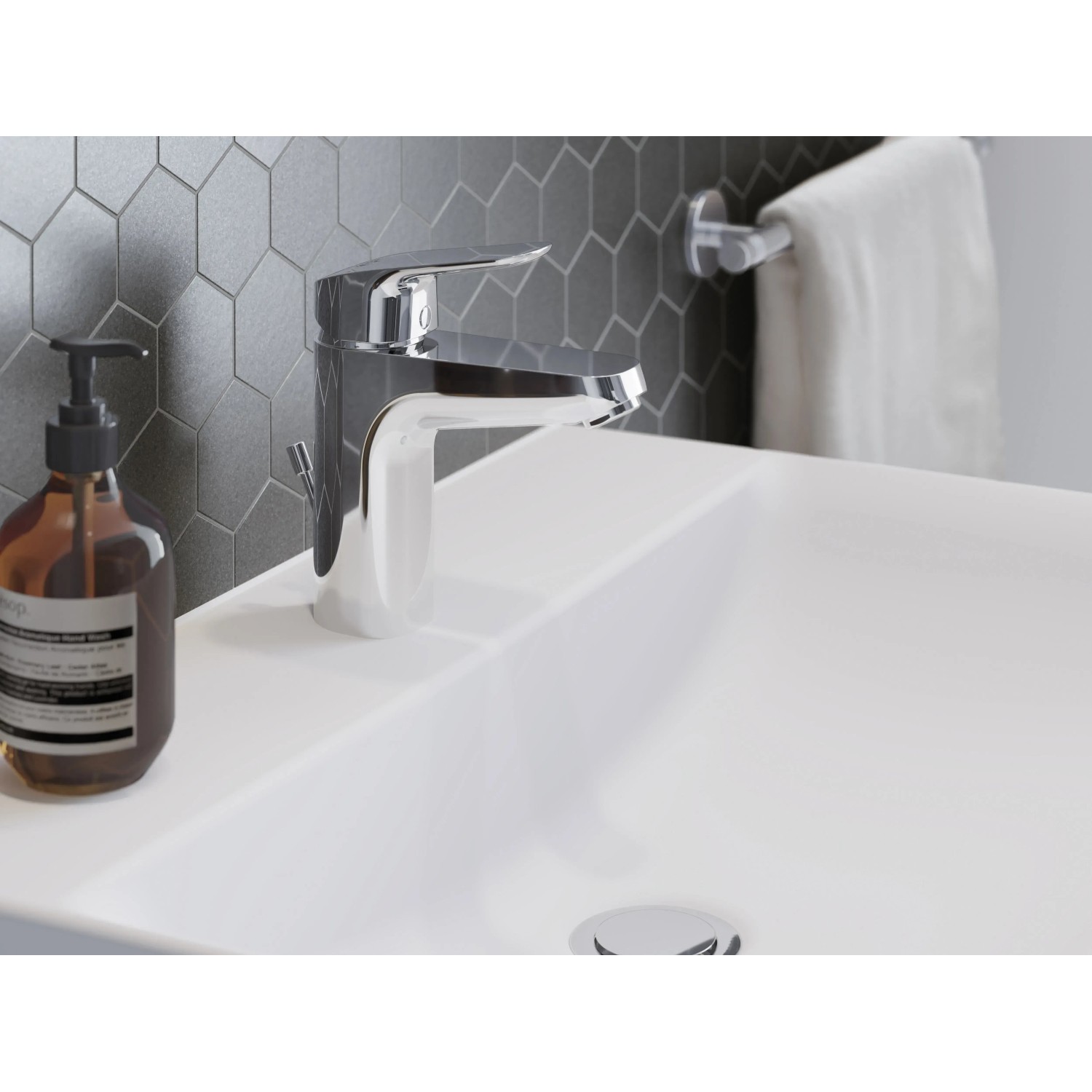 Ideal Standard Ceraflex Armaturenpaket mit Waschtisch- und Brausearmatur in Chrom.