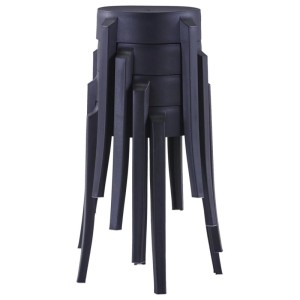 Stapelbare, schwarze Hocker (4 Stk.) aus Kunststoff.