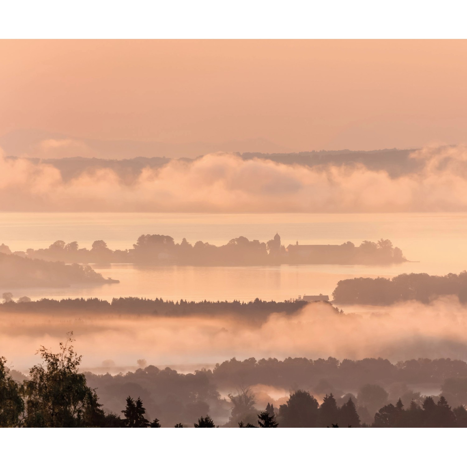 Komar Fototapete Vlies Chiemsee  300 x 250 cm