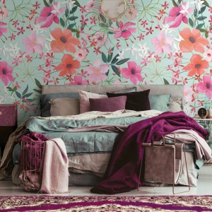 Fototapete Blumen Türkis/Grün/Pink/Lila, matte Oberfläche. Florales Design für Wohnraum.