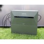 MyVoltaics Balkonkraftwerk Speicher mit Solarmodulen und Anker SOLIX Solarbank 2 Pro auf Rasen.
