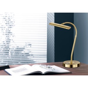 Messingfarbene LED-Tischleuchte Curtis mit Touch-Funktion auf einem Schreibtisch.