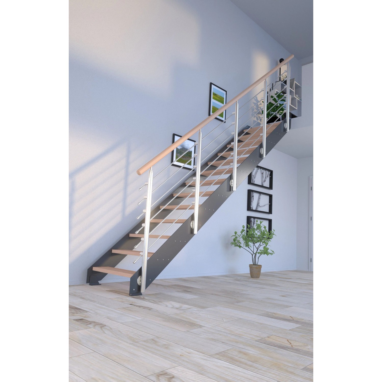 Moderne Treppe Kos mit 10 Buchenholzstufen, anthrazitfarbenem Design-Geländer und Metallwangen.