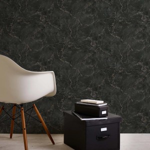 Schwarze Marmortapete von Bricoflor mit feinen goldenen Adern. Dekorative Vliestapete in edler Marmoroptik.