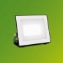 Philips Lois LED-Außenstrahler, 5000 K, 2650 lm, anthrazit, für den Außenbereich.