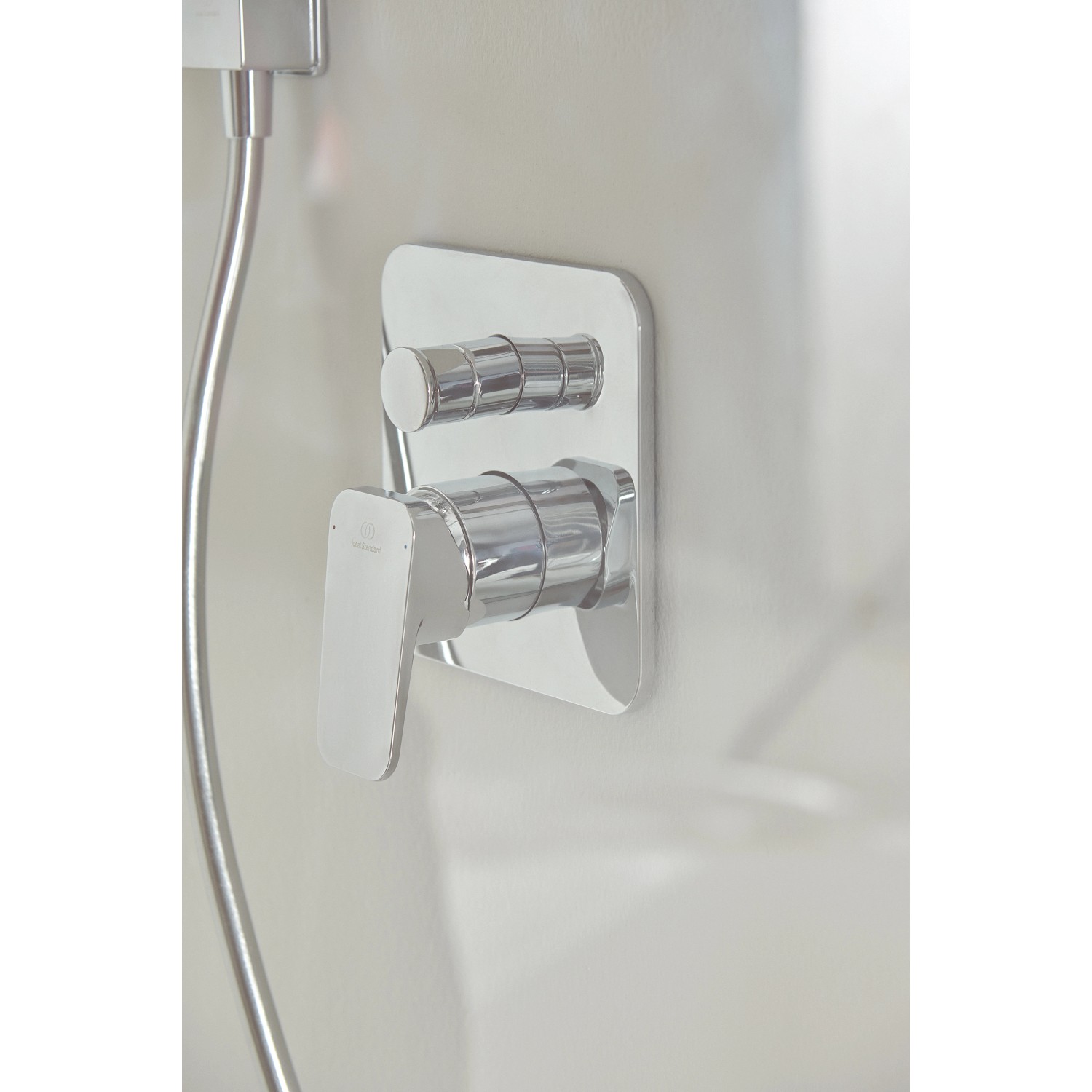 Ideal Standard Ceraplan Wannenarmatur, Aufputz, Chrom. Badarmatur mit Hebel und Temperaturregler.