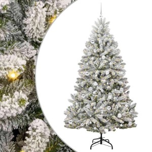 Künstlicher, grün-weißer Weihnachtsbaum (210 cm) mit Schnee, Kugeln und LED-Lichtern.