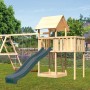 Karibu Spielturm Lotti mit Rutsche, Schaukel und Leiter aus Holz im Garten.