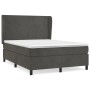 Dunkelgraues Boxspringbett 140x190 cm mit Samtbezug, Matratze und Kopfteil.