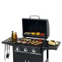Schwarzer tepro Gasgrill Mayfield mit 3 Brennern, Grillgut und Seitentischen.