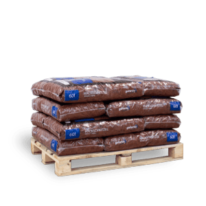 Rote Galamio Holzhackschnitzel 60l Säcke auf Holzpalette. Mulch für Garten, Beete und Wege. 12 Säcke, 720l.