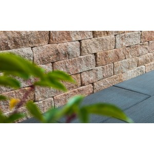 Mauer aus Diephaus Maximo Brista Sandstein Mauersteinen (42x21x12,5 cm).