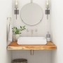 Waschtischplatte aus Akazie (80x60) mit Naturkante im Badezimmer.