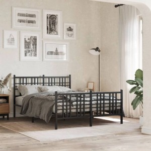 Schwarzes Metall Bettgestell (137x190 cm) mit Kopf- und Fußteil im Schlafzimmer.