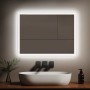 Rechteckiger Emke LED Badspiegel 80x60 cm mit Beleuchtung und Antifog-Funktion über Waschbecken.