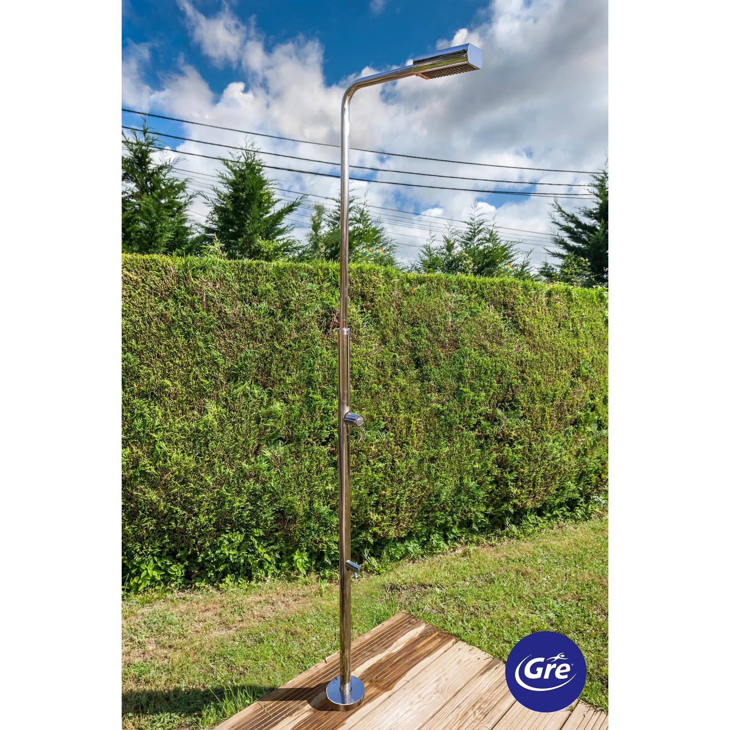 Gre Gartendusche aus Edelstahl mit Fuß-Wasserhahn, Höhe ca. 216 cm.