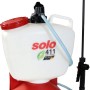 Solo 411 Akku-Rückenspritze Classic, 10 l, mit Lanze und rotem Sockel. Ideal für Garten und Landwirtschaft.