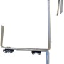 Weißer Siena Garden Blumenkastenhalter Gigant, verstellbar für Geländer und Mauern.