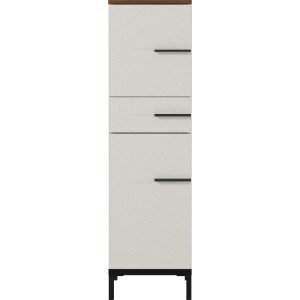 Schlanker Bad-Hochschrank in Kaschmir und Nussbaum-Optik. Mit drei Fächern, schwarzen Metallgriffen und -füßen.