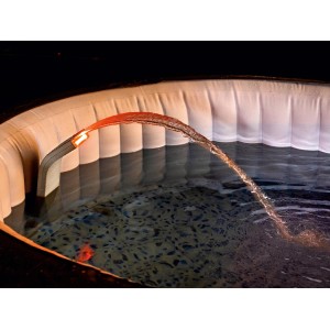 Bestway LAY-Z-SPA LED-Wasserfall im Whirlpool, beleuchteter Wasserstrahl.