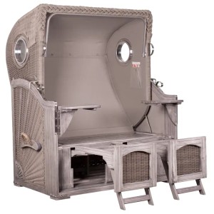 Grauer GarWoh Strandkorb Rantum aus Mahagoni mit PE-Geflecht und Bullaugen.