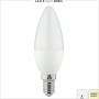 E14 LED Leuchtmittel in Kerzenform, 4,5W, warmweiß für Wohnräume.