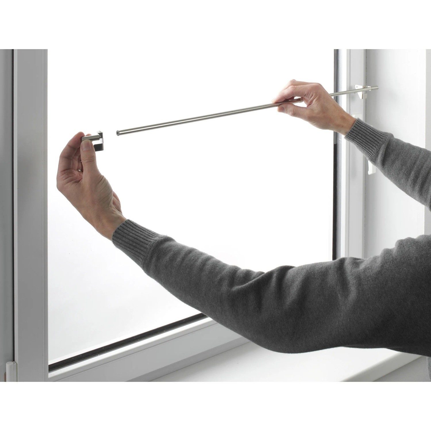 Gardinia Klemmstange Press&Go, weiße Vitragestange für Fenster, Montage ohne Bohren.