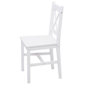 Weißer Esszimmerstuhl aus Kiefernholz im Landhausstil mit X-Rückenlehne, Teil eines 4er-Sets. Stabil und klassisch.