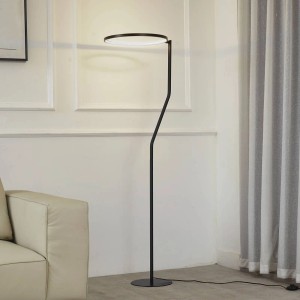 Moderne Lindby LED Stehlampe Rayon, schwarz, aus Metall, 1-flammig für Wohnzimmer.