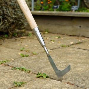 Kent & Stowe Fugenkratzer mit Langstiel zum Entfernen von Unkraut und Moos in Fugen.
