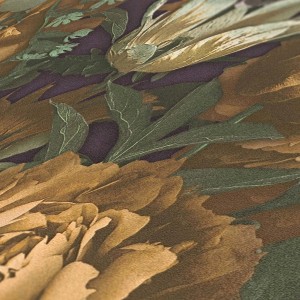 Dunkle Vintage-Blumentapete mit gelben, grünen und lila Blumen als Vliestapete für Wohnzimmer.
