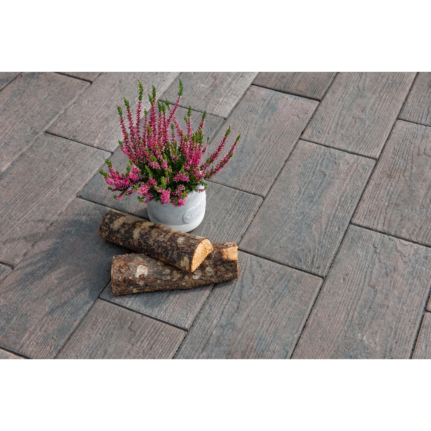 Diephaus Terrassenplatte Ruda Terra in Holzoptik, 40x20x6 cm, als Pflasterstein für Terrasse und Garten.