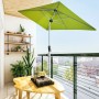 Doppler Marktschirm Active, 210x140 cm, Fresh Green, mit Kurbel auf Balkon.