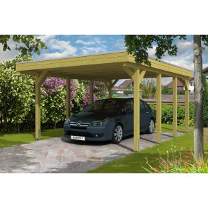 Skan Holz Einzelcarport Friesland mit Flachdach und Auto. Holzkonstruktion mit Aluminiumplatten.