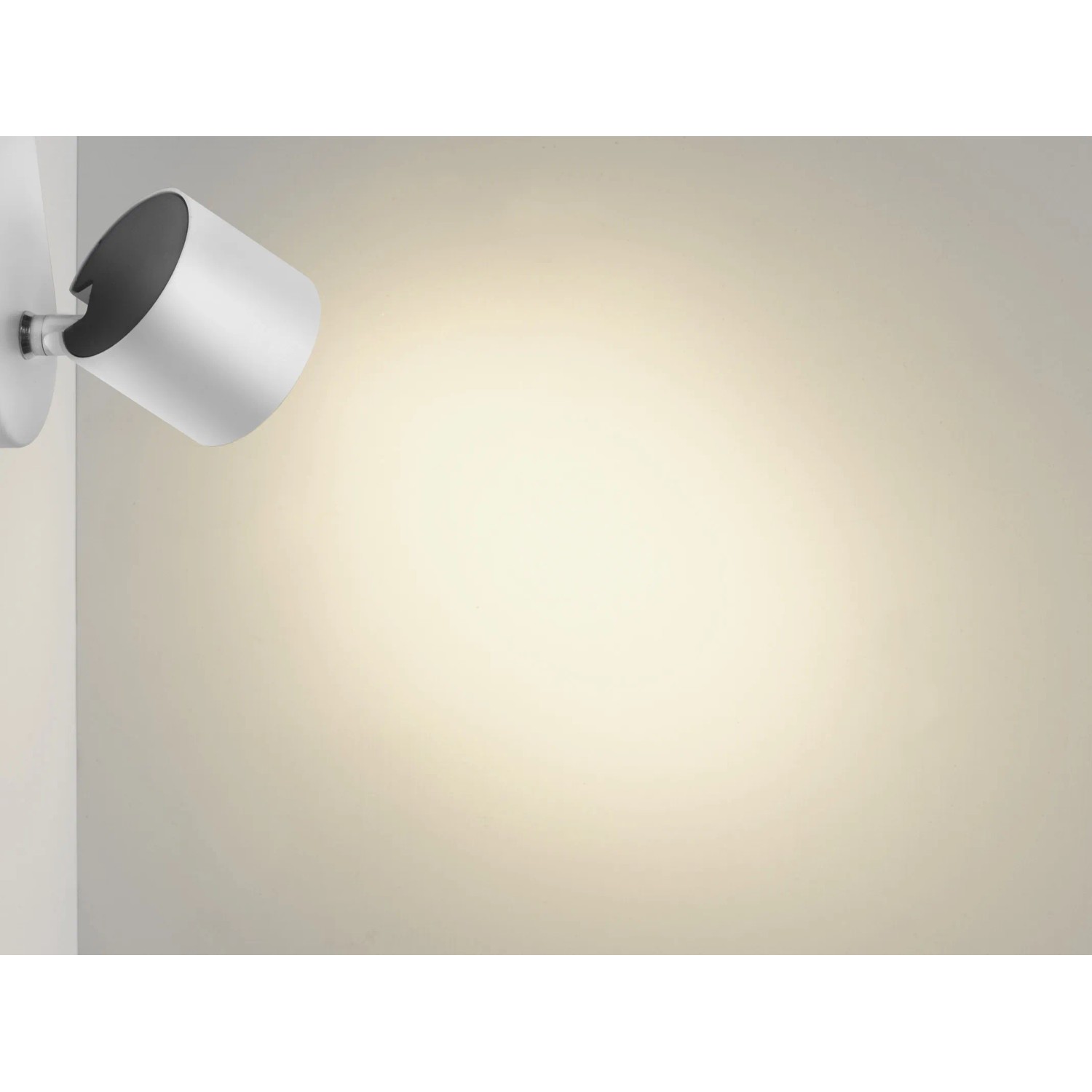 Weißer Philips LED-Spot Star (3er) für Decke & Wand. Schwenkbar für flexible Beleuchtung.