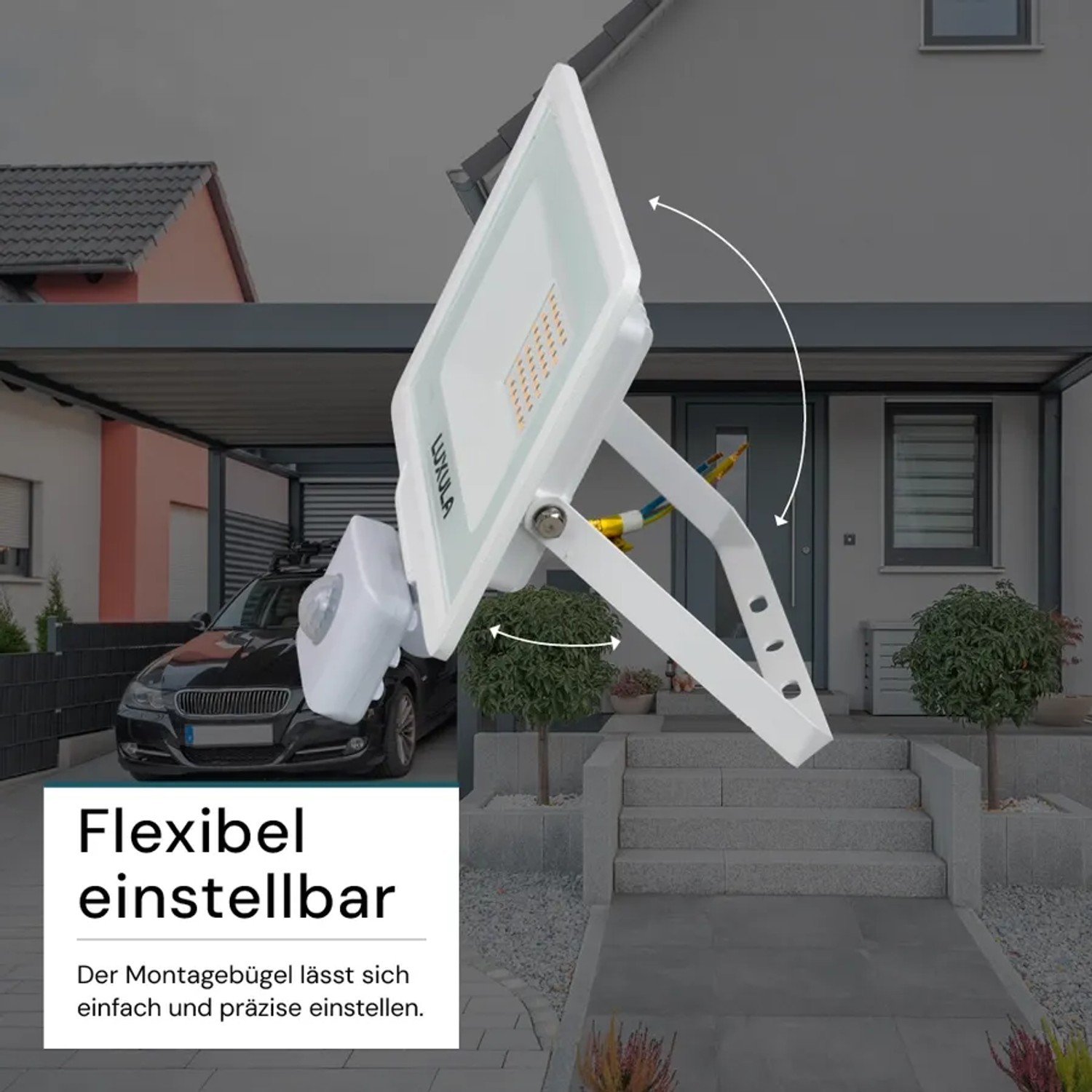 Weißer LUXULA LED Strahler mit Bewegungsmelder, flexibel einstellbar, für den Außenbereich.