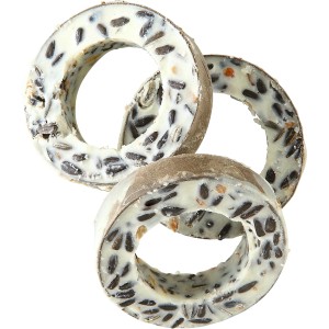 Drei Fidelio Meisenringe, Wildvogelfutter mit Sonnenblumenkernen und Getreide.