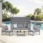 Hellgraues Svita Maui Gartenmöbel Lounge Set mit Dach, bestehend aus Sofa, Sesseln und Tisch.