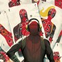 Komar Vlies Fototapete: Marvel Deadpool beim Zielschießen auf rote Zielscheiben.