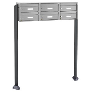 Freistehende Burg Wächter Briefkastenanlage Edelstahl für 6 Parteien mit Namensschild.