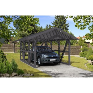 Grauer Skan Holz Carport Schwarzwald mit Rückwand und Dachlattung, Auto steht im Carport.