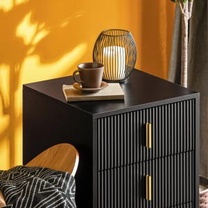 Schwarzer SoBuy Nachttisch FBT115-L-SCH mit 3 Schubladen und goldenen Griffen. Ideal als Beistelltisch.