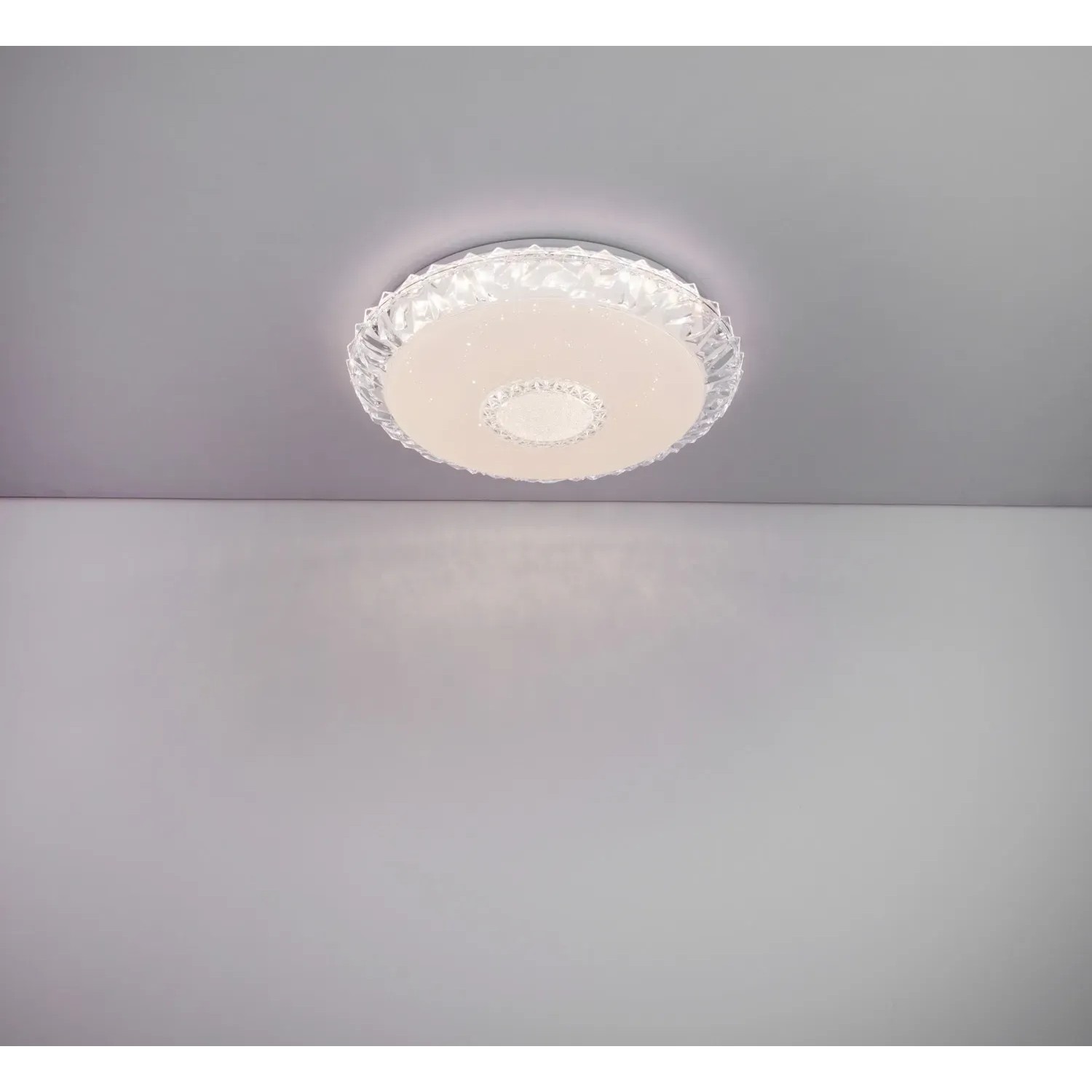 Weiße LED-Deckenleuchte Eddie, Ø 50 cm, mit Farbwechsler und Dimmfunktion.