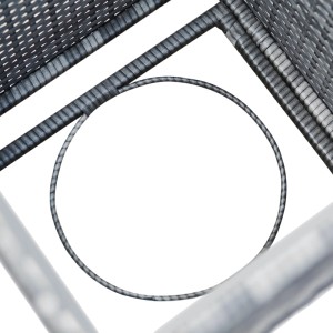 Detailaufnahme der grauen Teamson Home Propangasflaschen-Abdeckung mit Rattan-Optik.