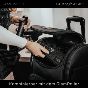 Person packt schwarze Glamseries Glampacker Kosmetiktasche in Rollkoffer. Make-up Rucksack für Styling Tools & Beauty-Profis.